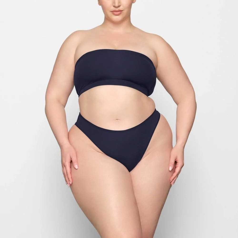 (B10) SKIMS Fits Everybody Bandeau Bra ONLY in navy, Size 2X, NWT‎